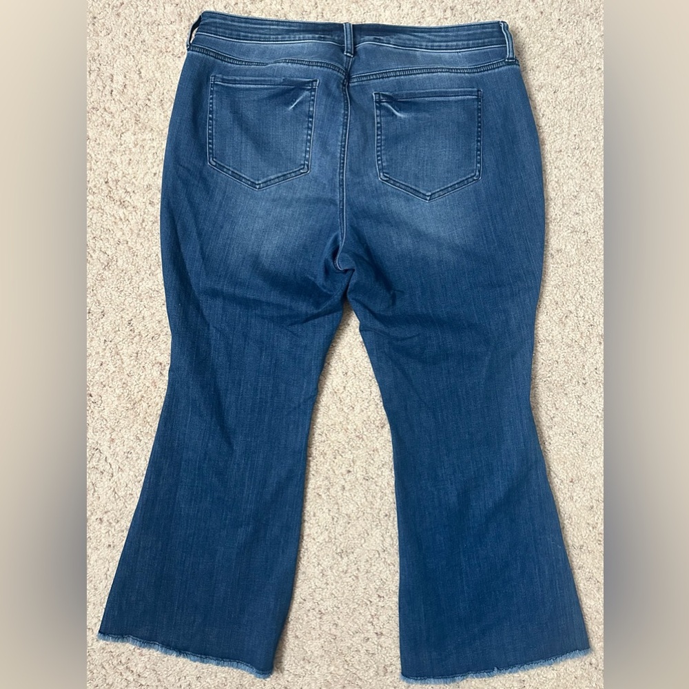 NYDJ Lift Tuck Bootcut Flare Jeans Raw Hem Dark Wash Stretch Size 14W - Picture 2 of 8
